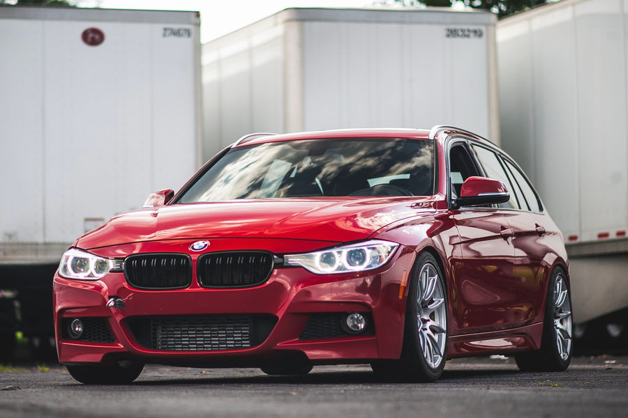 BMW 3シリーズ F30/F31/F34 に APEX SM-10 18x9J ET30 を装着