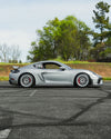 APEX ML-10RT 装着の PORSCHE 718 ケイマン GT4 ホイールアップ
