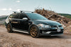 VW ゴルフ オールトラック／スポーツワゴン MK7 に APEX SM-10 17x8.5J ET43 Satin Bronze を装着 4