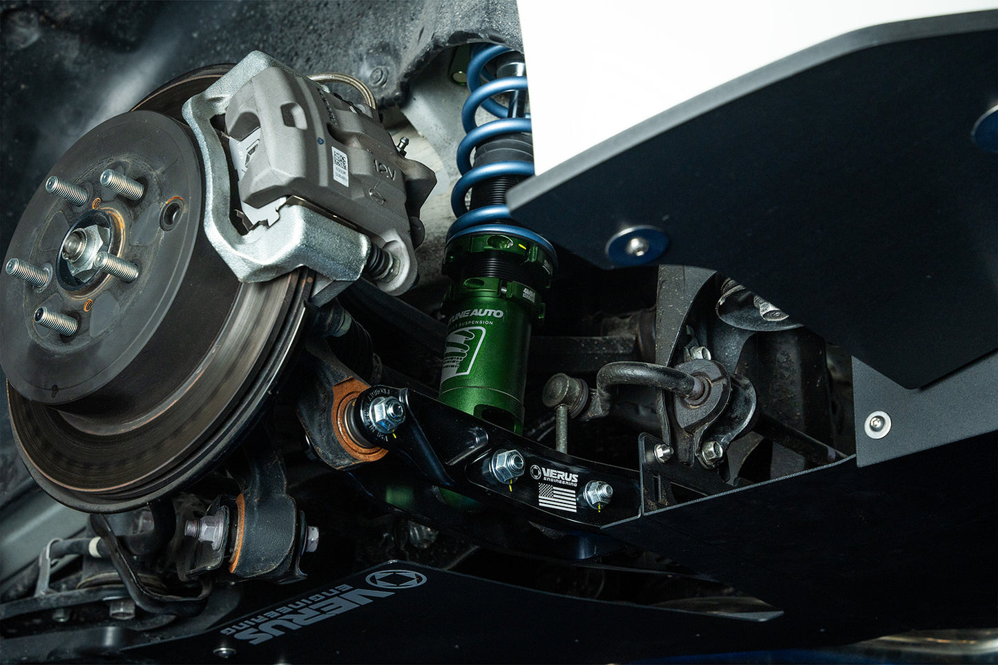 VERUS ENGINEERING(ヴェルスエンジニアリング)A0005A：ヴェルスエンジニアリング：GR86/86/BRZ/WRX対応リアライトウエイトロアコントロールアーム（全3色）