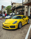 PORSCHE 981 ケイマン GT4 に APEX ML-10RT 19x9J ET50 / 19x10.5J ET44 マシンドリップ レースシルバーを装着