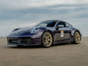 PORSCHE 911 992.1 カレラT に APEX VS-5RS 19x9.5J ET48 / 20x11.5J ET60 モータースポーツゴールドを装着