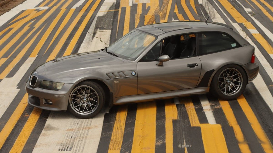 BMW Z3 E36/7 に APEX ARC-8 F:17x9J ET30 / R:17x9.5J ET35 を装着