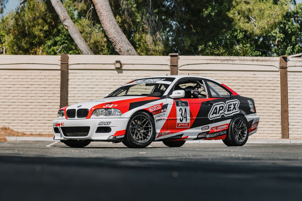 BMW 3シリーズ E46 に APEX ARC-8RT 17x9J ET30 を装着