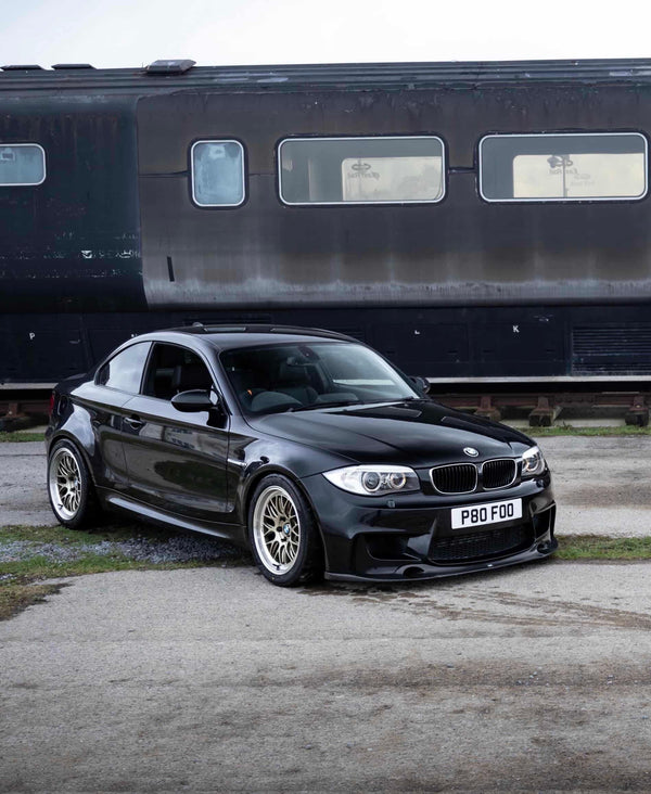 BMW 1M E82 に APEX ML-10RT F:18x9J ET30 / R:18x10.5J ET22 を装着