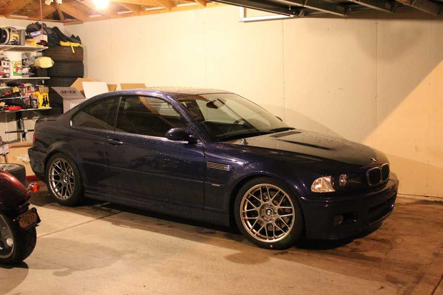 BMW M3 E46 に APEX ARC-8 F:18x9J ET42 / R:18x9.5J ET35 を装着