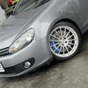 JBTブレーキキャリパーキット：VW Golf 5：4POT（SP4P）+2ピース355mmスリットローター＋ブラケット＋パッド＋ブレーキホース：フロントフルセット：全9色