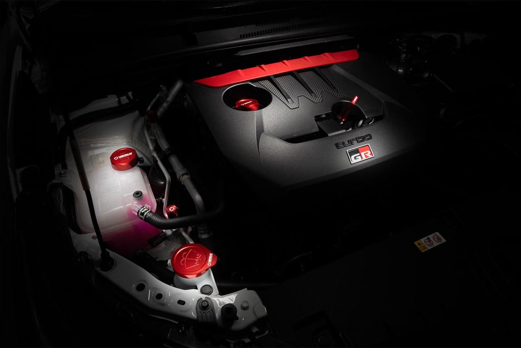 VERUS ENGINEERING(ヴェルスエンジニアリング)A0647A：クーラントキャップカバー：TOYOTA GRカローラ：全3色