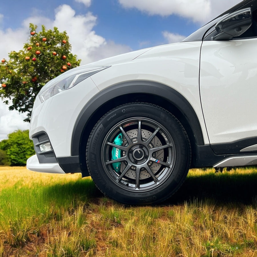 JBTブレーキキャリパーキット：NISSAN Kicks：4POT（JB4P）+2ピース302/330mmスリットローター＋ブラケット＋パッド＋ブレーキホース：フロントフルセット：全9色