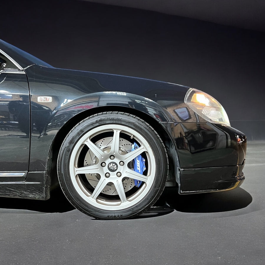 JBTブレーキキャリパーキット：NISSAN Teana：6POT（JB6P）+2ピース355mmスリットローター＋ブラケット＋パッド＋ブレーキホース：フロントフルセット：全9色