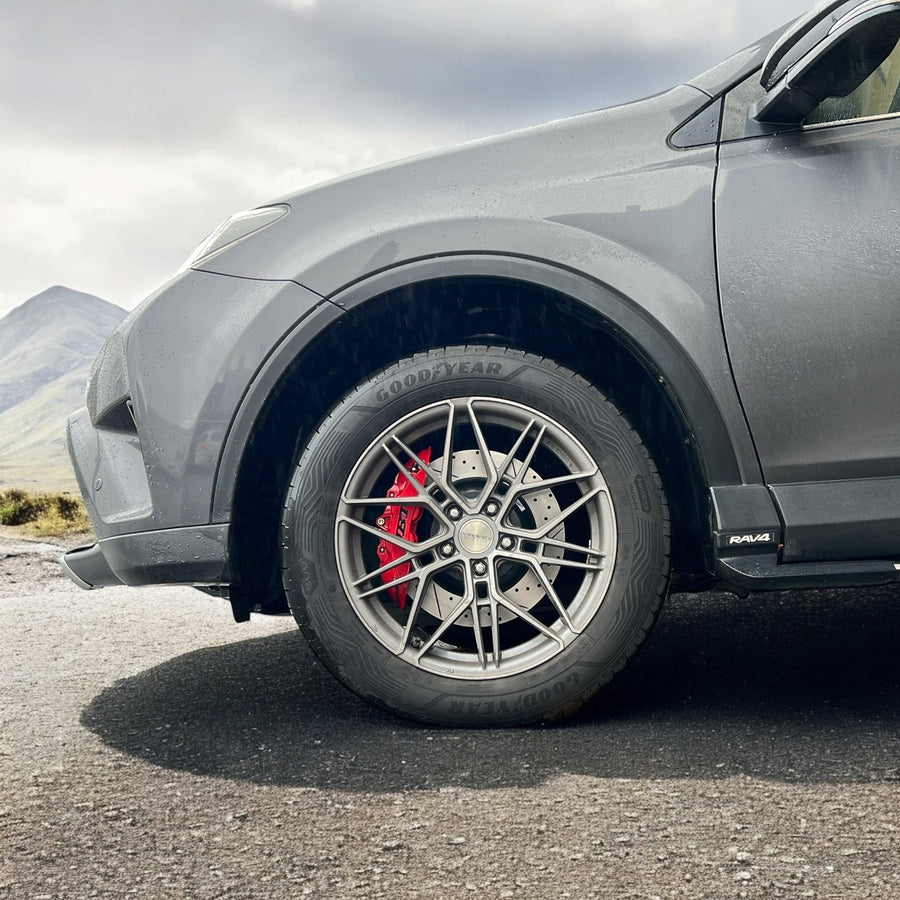JBTブレーキキャリパーキット：TOYOTA RAV4 IV：4POT（SP4P）+2ピース330mmスリットローター＋ブラケット＋パッド＋ブレーキホース：フロントフルセット：全9色