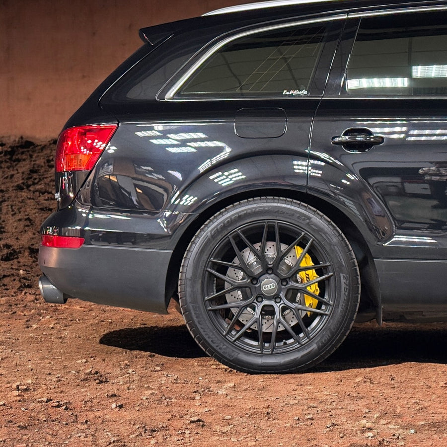 JBTブレーキキャリパーキット：AUDI Q7：4POT（SP4P）+2ピース380mmスリットローター＋ブラケット＋パッド＋ブレーキホース：フロントフルセット：全9色