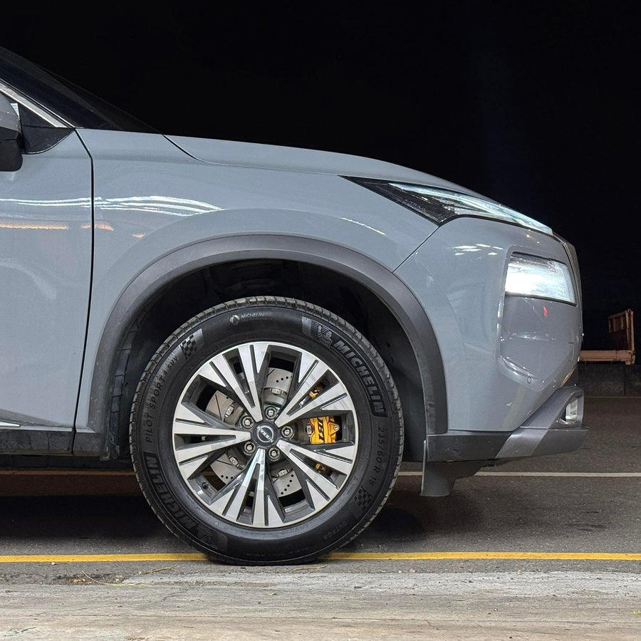 JBTブレーキキャリパーキット：NISSAN X-Trail：4POT（SP4P）+2ピース355mmスリットローター＋ブラケット＋パッド＋ブレーキホース：フロントフルセット：全9色