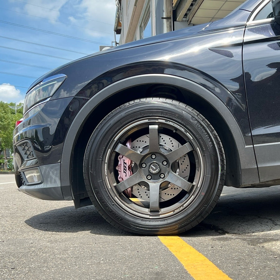 JBTブレーキキャリパーキット：VW Tiguan：4POT（SP4P）+2ピース355mmスリットローター＋ブラケット＋パッド＋ブレーキホース：フロントフルセット：全9色