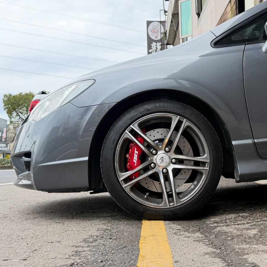 JBTブレーキキャリパーキット：HONDA Civic 8：4POT（SP4P）+2ピース330mmスリットローター＋ブラケット＋パッド＋ブレーキホース：フロントフルセット：全9色