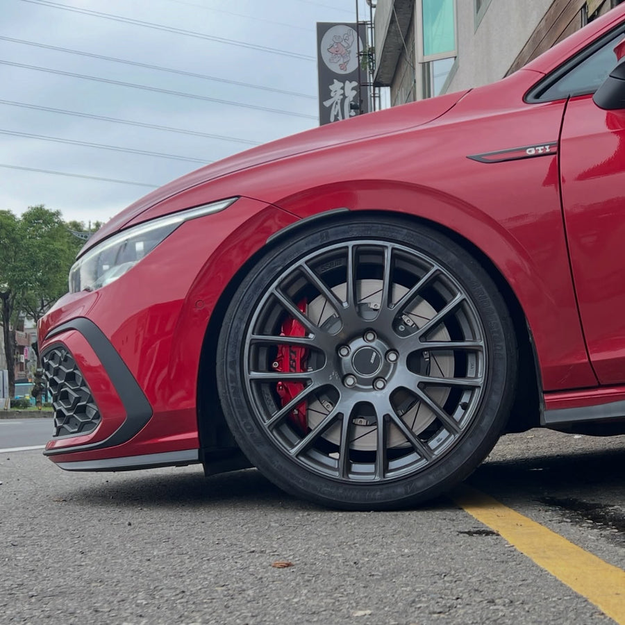 JBTブレーキキャリパーキット：VW Golf 8：4POT（SP4P）+2ピース380mmスリットローター＋ブラケット＋パッド＋ブレーキホース：フロントフルセット：全9色