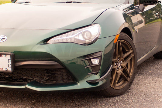 VERUS ENGINEERING(ヴェルスエンジニアリング)A0136A：TOYOTA 86(ZN6後期専用) ダイブプレーン ドライカーボン製カナードセット