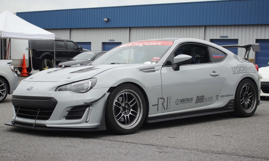 VERUS ENGINEERING(ヴェルスエンジニアリング)A0139A：SUBARU BRZ(ZC6後期専用) ダイブプレーン ドライカーボン製カナードセット