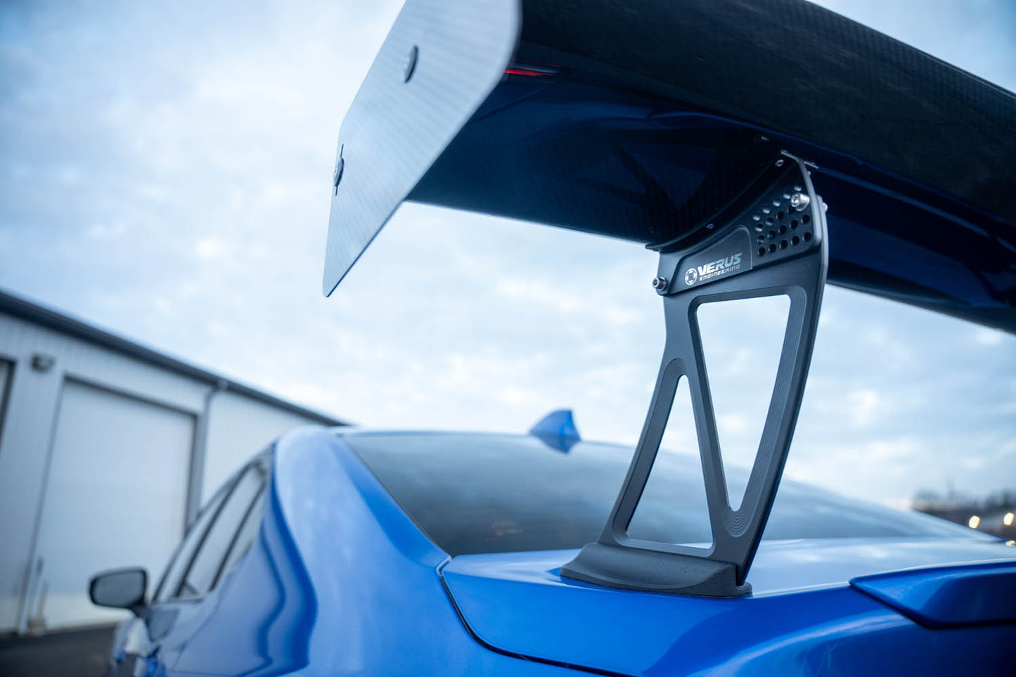 VERUS ENGINEERING(ヴェルスエンジニアリング)A0609A・SUBARU WRX(VB)対応UCWリアウイング