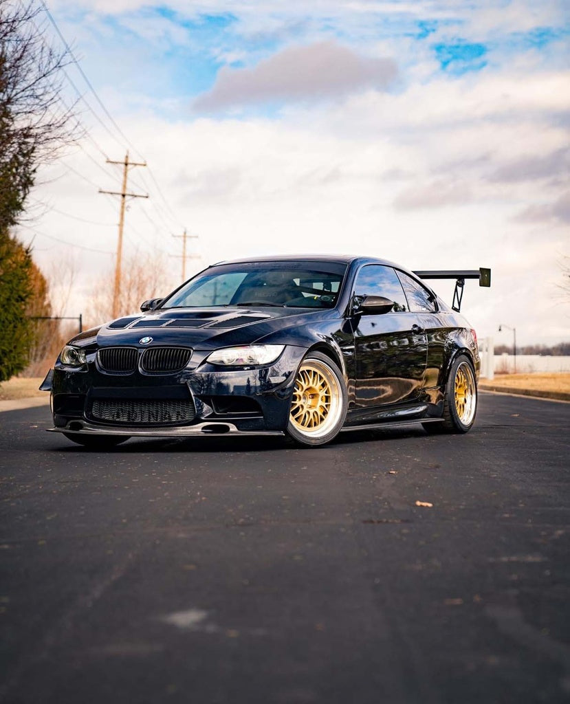 VERUS ENGINEERING(ヴェルスエンジニアリング)A0303A・BMW 3シリーズ(E90)対応UCWリアウイング