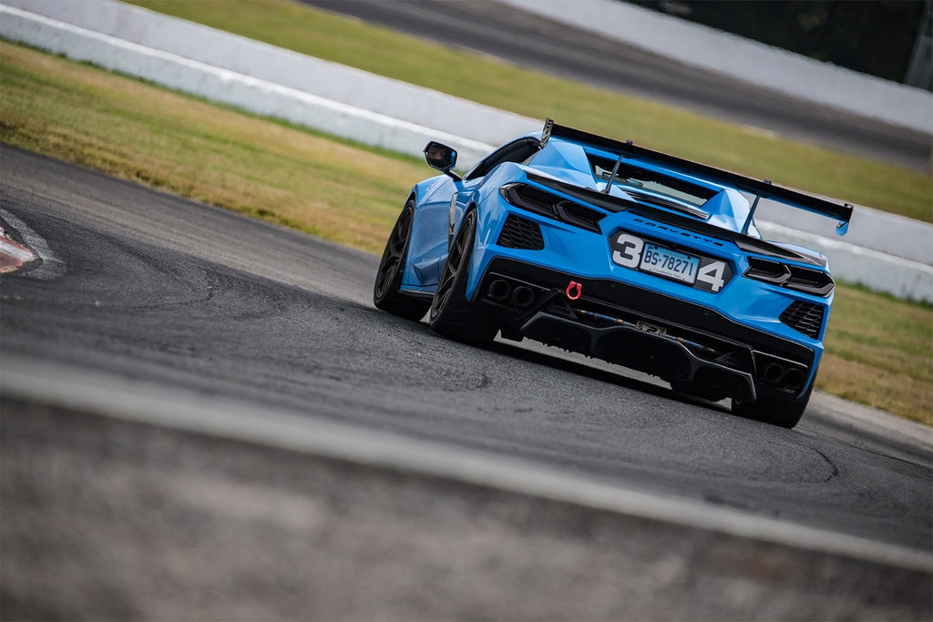 VERUS ENGINEERING(ヴェルスエンジニアリング)A0820A：シボレー・コルベットコンバーチブル（C8)：スワンネックUCWリアウイングキット