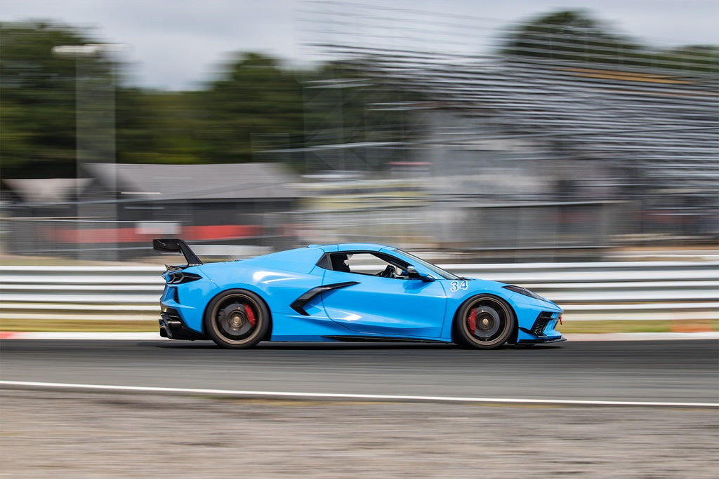 VERUS ENGINEERING(ヴェルスエンジニアリング)A0820A：シボレー・コルベットコンバーチブル（C8)：スワンネックUCWリアウイングキット