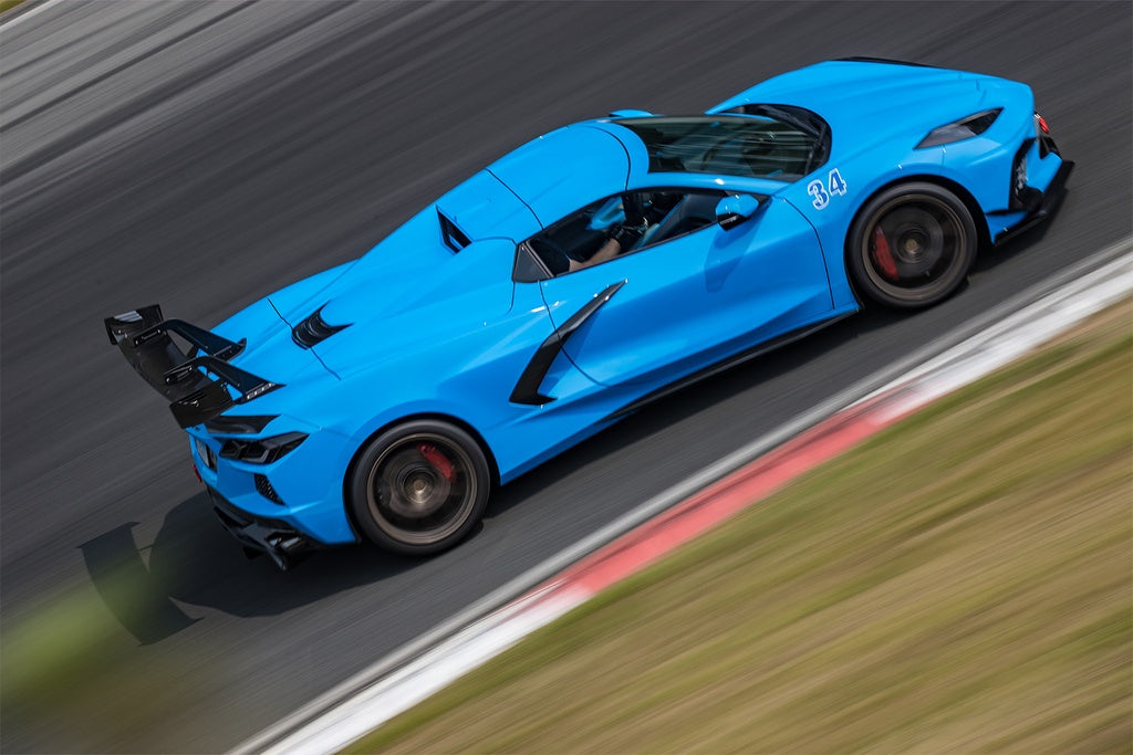 VERUS ENGINEERING(ヴェルスエンジニアリング)A0820A：シボレー・コルベットコンバーチブル（C8)：スワンネックUCWリアウイングキット