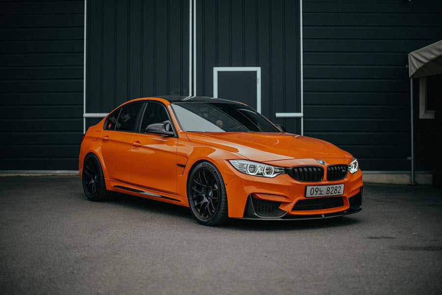 BMW M3 F80 に APEX EC-7 18x10J ET25 を装着