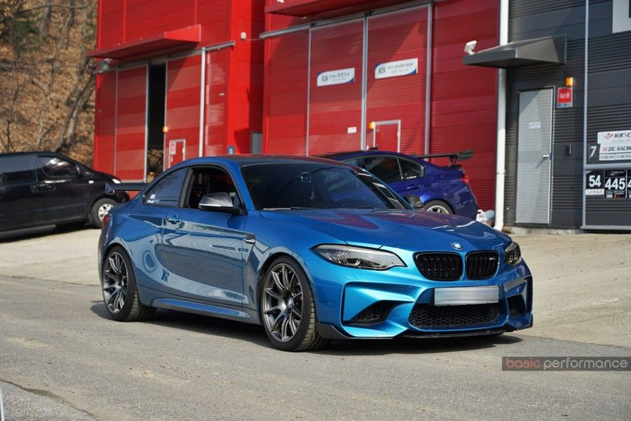 BMW M2 F87 に APEX SM-10 F:19x9.5J ET22 / R:19x11J ET44 を装着
