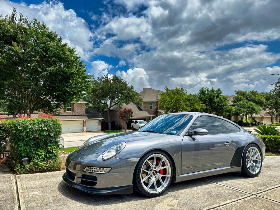 PORSCHE 911 997 カレラS に APEX VS-5RS 19x9J ET50 / 19x12J ET63 Brushed Clear を装着
