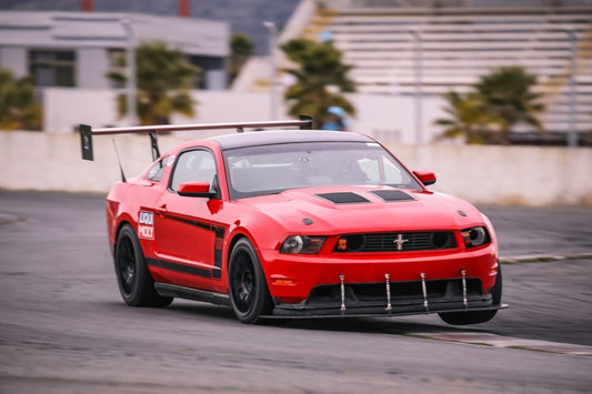 FORD マスタング S197 に APEX EC-7 18x11J ET52 Satin Black を装着
