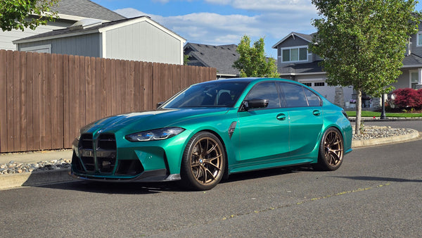 BMW M3 G80 に APEX VS-5RS 20x10J ET8 を装着