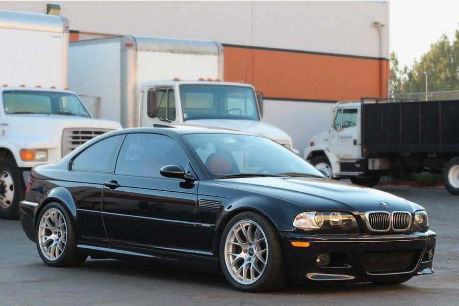 BMW M3 E46 に APEX EC-7 F:18x9J ET31 / R:18x10J ET25 を装着