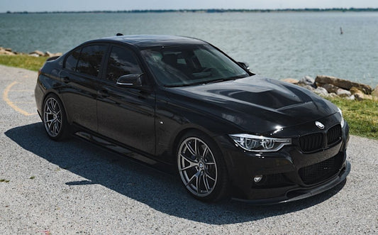 BMW 3シリーズ F30/F31/F34 に APEX VS-5 19x9J ET30 を装着