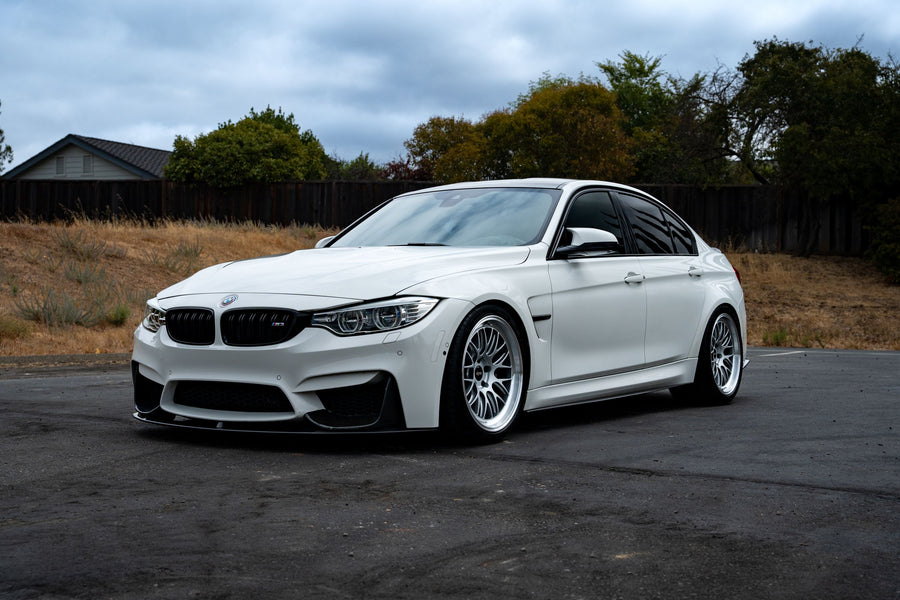 BMW M3 F80 に APEX ML-10RT F:19x9.5J ET22 / R:19x11J ET44 を装着