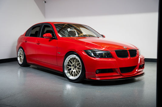 BMW 3シリーズ E90/E91/E92/E93 に APEX ML-10RT F:18x9.5J ET22 / R:18x10.5J ET22 を装着
