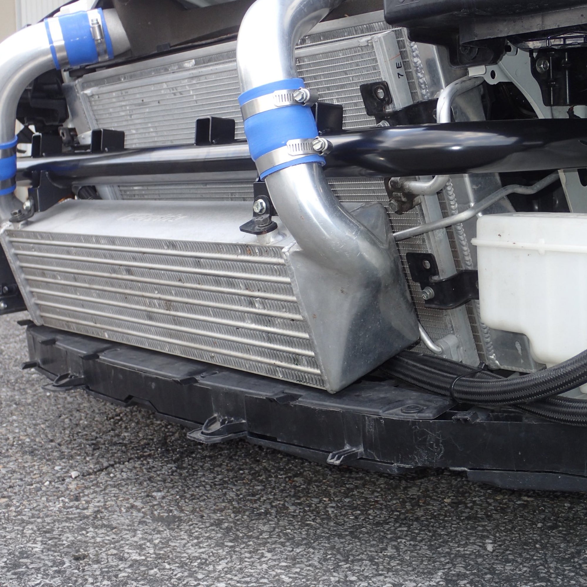 トラスト：GReddy コンペティション ビーム：トヨタGR86(ZN8)/スバル