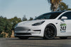 TESLA Model 3 APEX EC-7RS 装着例 2