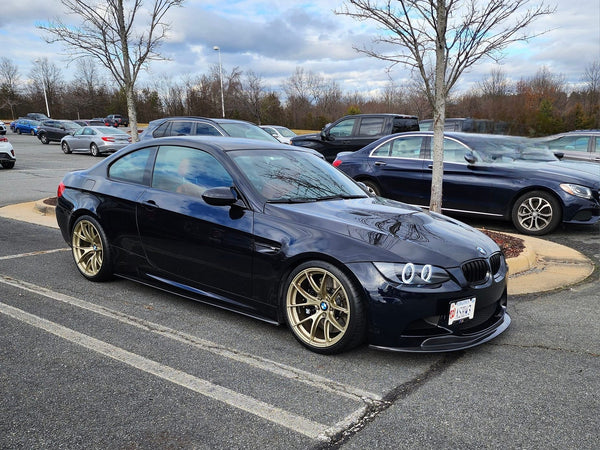 BMW M3 E90/E92/E93 に APEX VS-5RS 19x10J ET25 を装着