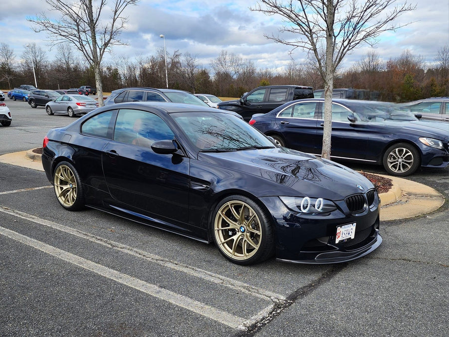 BMW M3 E90/E92/E93 に APEX VS-5RS 19x10J ET25 を装着