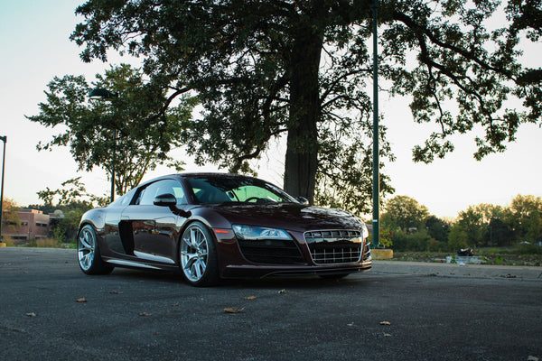 AUDI R8 Gen1 に APEX VS-5RS 19x9J ET34 / 19x11J ET38 ブラッシュドクリアを装着