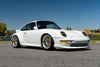 PORSCHE 911 993 カレラ に APEX ML-10RT 18x10J ET36 / 18x11J ET36 Machined Lip Gloss Motorsport Gold を装着