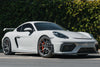 APEX VS-5RS アンスラサイト装着の PORSCHE 718 ケイマン GT4 フロントビュー