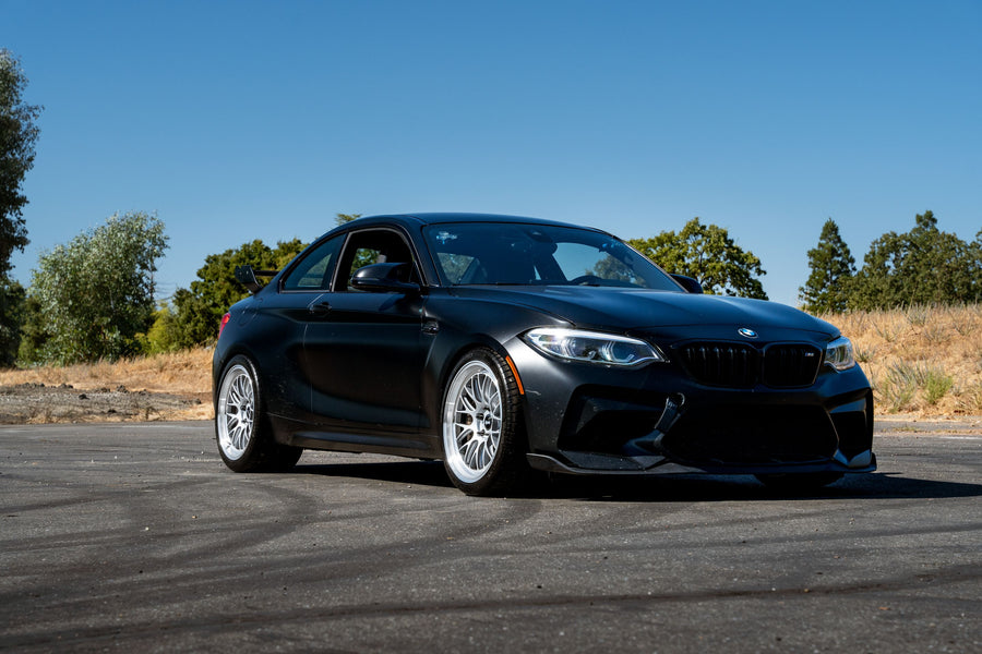 BMW M2 F87 に APEX ML-10RT F:19x9.5J ET22 / R:19x11J ET44 を装着
