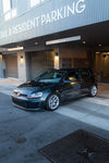 VW ゴルフGTI MK7 に APEX VS-5RS 17x9J ET42 Brushed Clear を装着