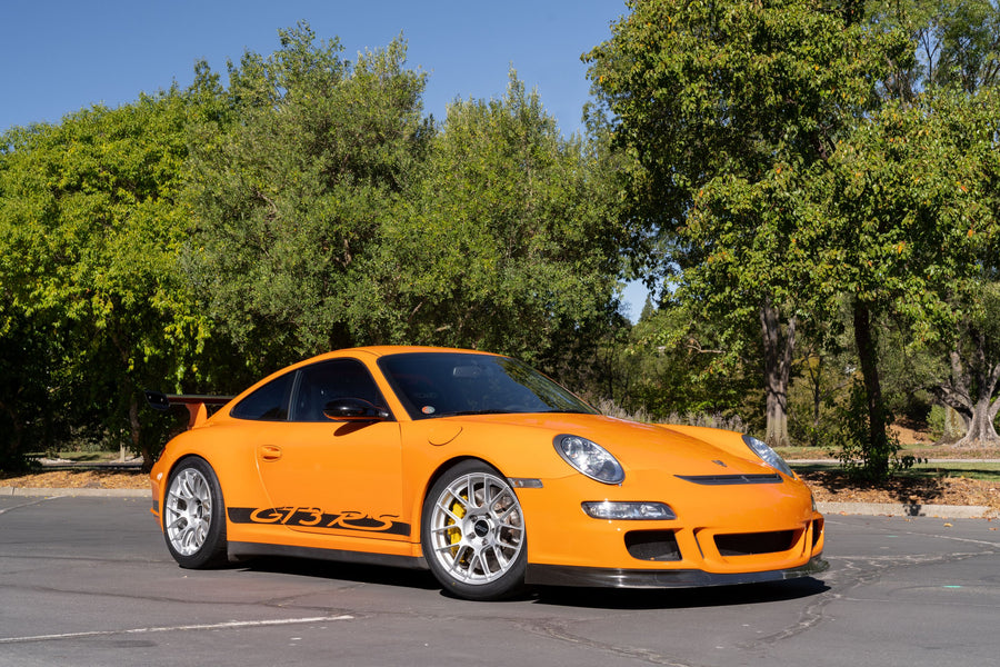 PORSCHE 911 997 GT3 RS・ターボ・カレラ4S に APEX EC-7RS 18x9J ET46 / 18x12J ET46 Race Silver を装着