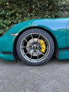 APEX VS-5RS 装着の PORSCHE 981 ケイマン GTS リアビュー