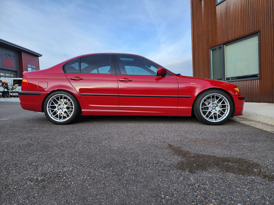 BMW 3シリーズ E46 に APEX ARC-8 F:18x8.5J ET38 / R:18x9J ET42 を装着
