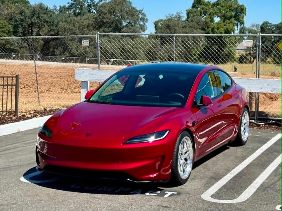 TESLA Model 3 APEX ML-10RT 19インチ Machined Lip Race Silver 装着例