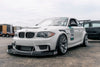 BMW 1M E82 に APEX VS-5RS 18x10J ET25 を装着
